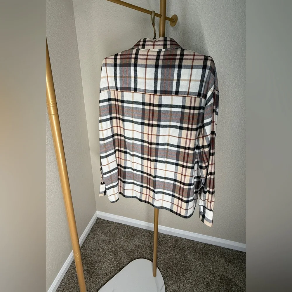 Forever 21 Men's Casual Plaid Shirt - Black, White, Brown - Picture 3 of 4